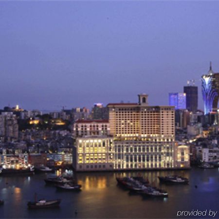 Sofitel Macau At Ponte 16 Hotel Exterior foto The view of the hotel from the sea