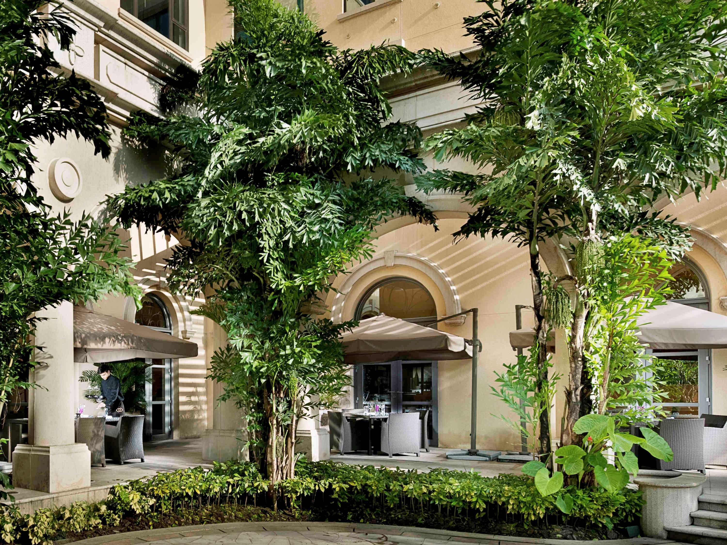 Sofitel Macau At Ponte 16 Hotel Exterior foto The hotel's entrance