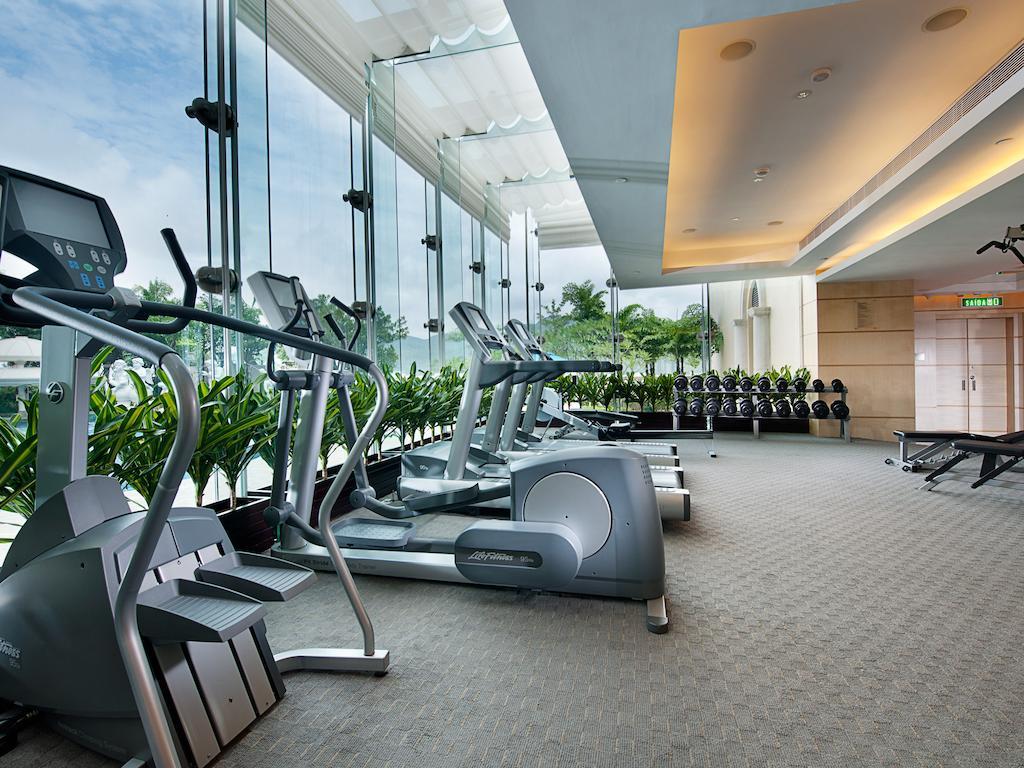 Sofitel Macau At Ponte 16 Hotel Exterior foto The gym at the Shangri-La Hotel, Kuala Lumpur