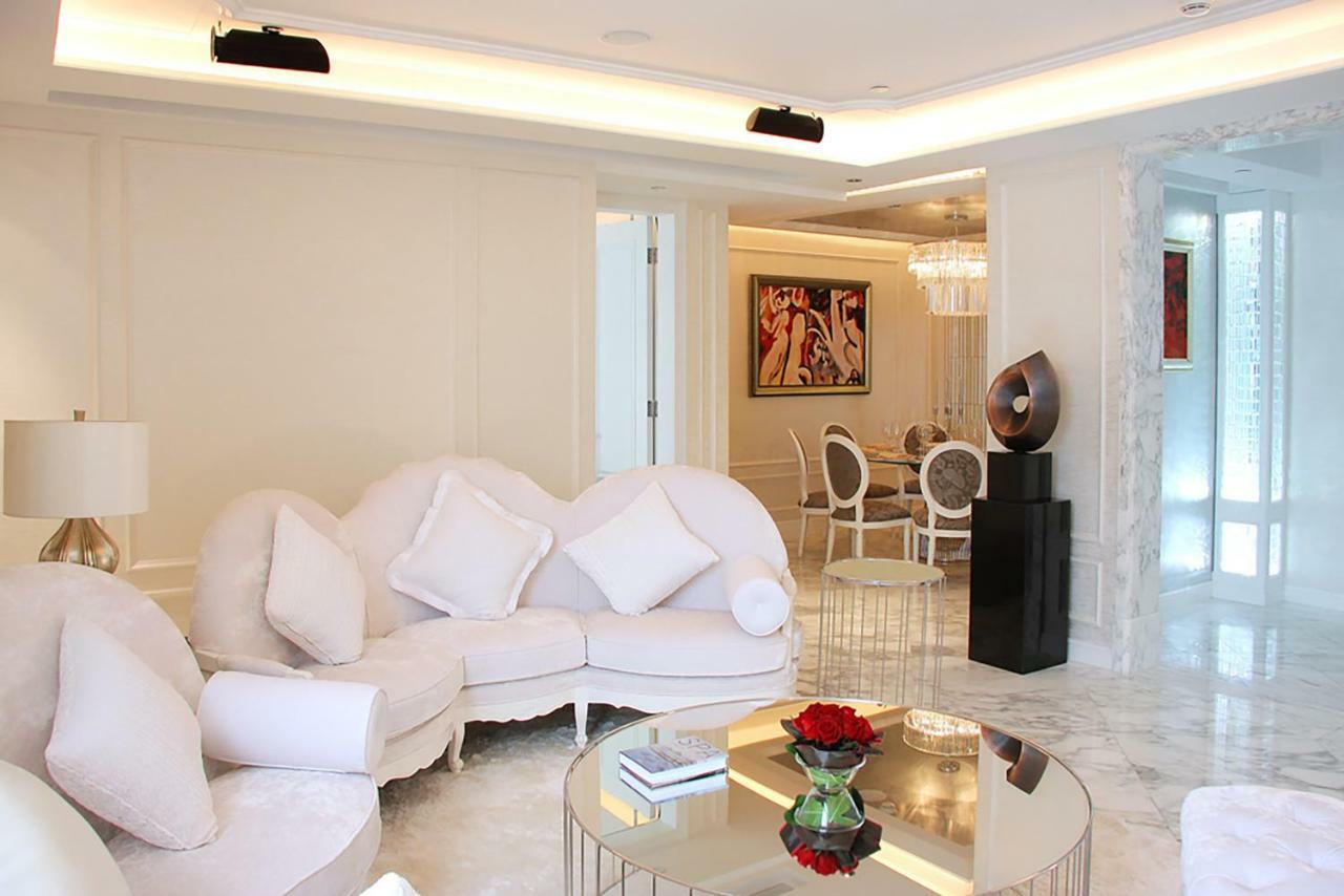 Sofitel Macau At Ponte 16 Hotel Exterior foto A living room in a luxury apartment